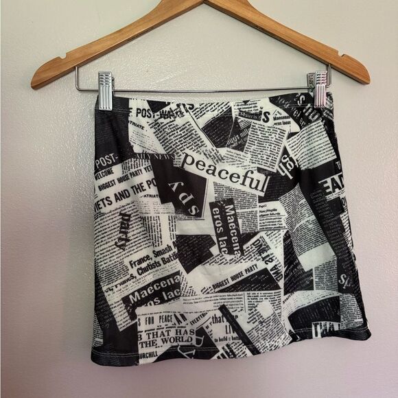 Taylor Swifts Reputation Elodie Newspaper Mini Skirt - Picture 3 of 3